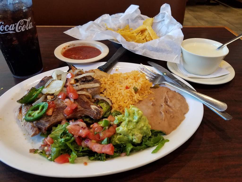 Jalapeños | restaurant | 1940 W William Cannon Dr, Austin, TX 78745, USA | 5126450133 OR +1 512-645-0133