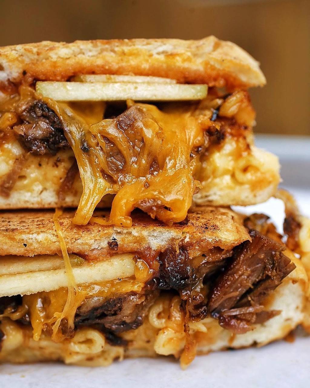 Dignowity Meats | restaurant | 1701 E Houston St, San Antonio, TX 78202, USA | 2104621496 OR +1 210-462-1496