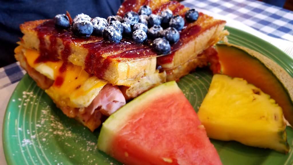 Awful Annies | restaurant | 490 G St, Lincoln, CA 95648, USA | 9166459766 OR +1 916-645-9766