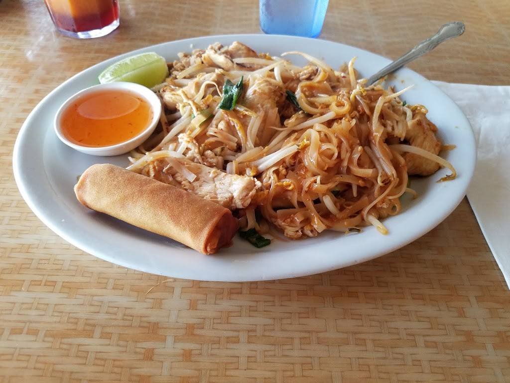 Pad Thai | restaurant | 405 W D St, Lemoore, CA 93245, USA | 5599257959 OR +1 559-925-7959
