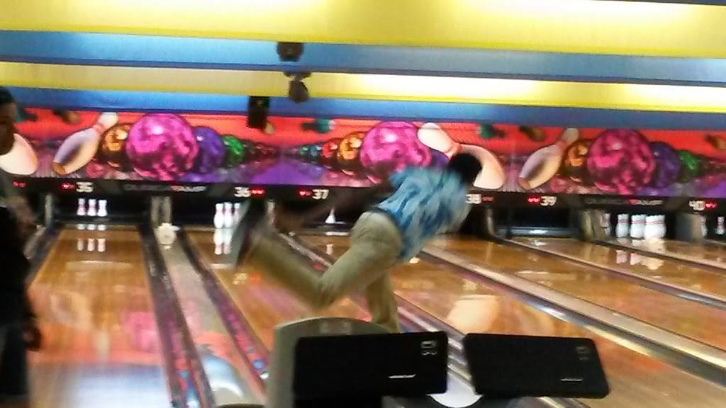 Phantom Warrior Lanes | meal takeaway | 49010 Clear Creek Rd, Fort Hood, TX 76544, USA | 2542873424 OR +1 254-287-3424