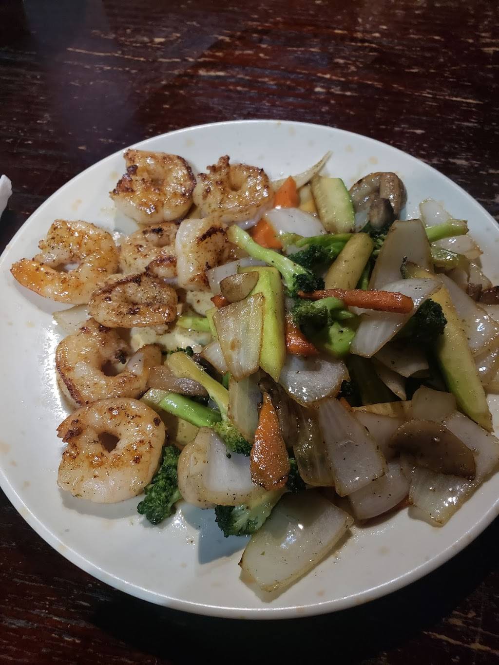 Umi Sushi & Hibachi Grill | restaurant | 535 E Judge Perez Dr, Chalmette, LA 70043, USA | 5042770800 OR +1 504-277-0800