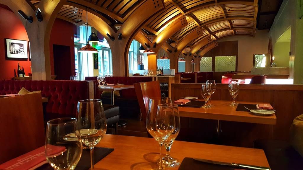 Bar Boulud | night club | 776 Boylston St, Boston, MA 02199, USA | 6175358800 OR +1 617-535-8800