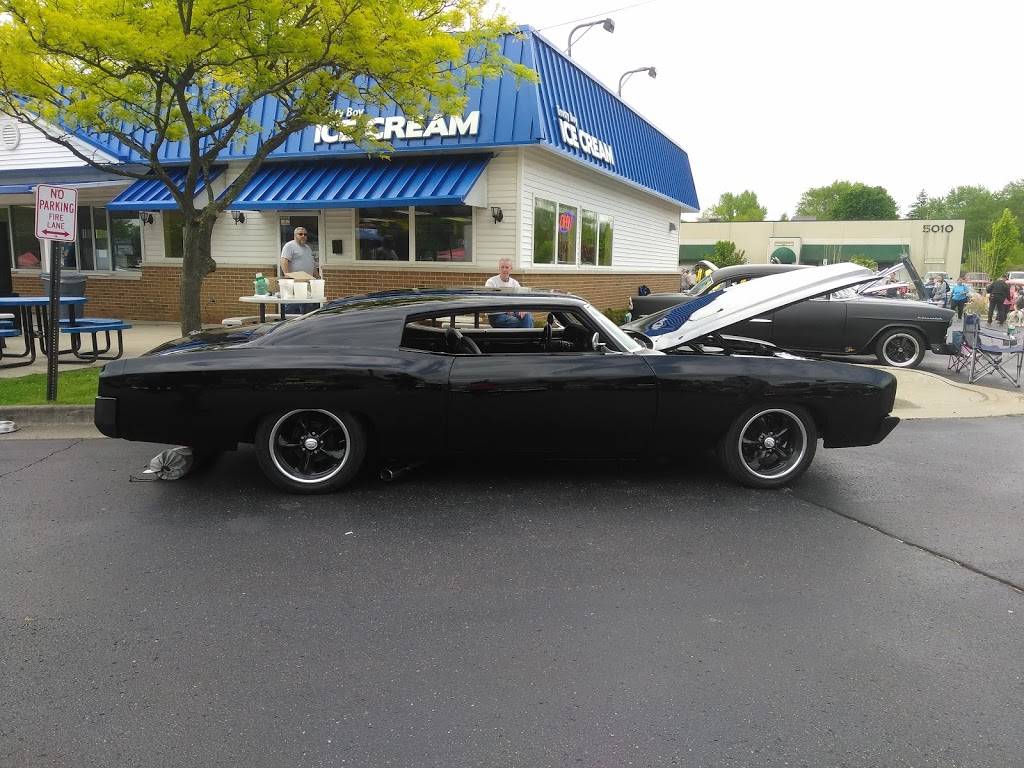 Frosty Boy Ice Cream | restaurant | 5030 Gull Rd, Kalamazoo, MI 49048, USA | 2693455360 OR +1 269-345-5360