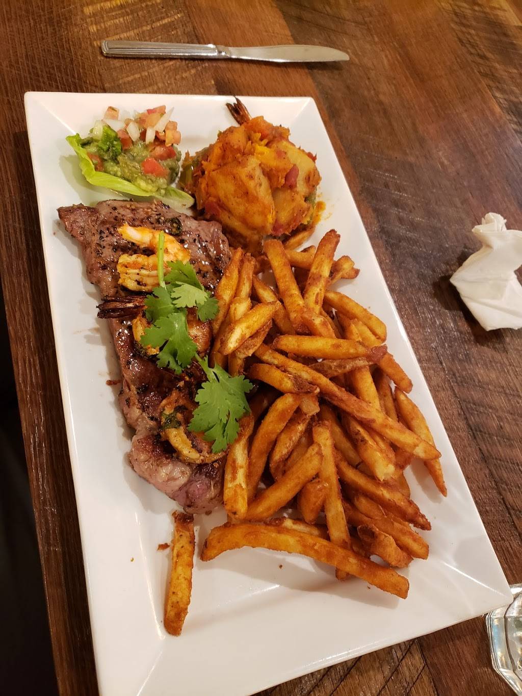 3 Amigos | restaurant | 1007 Boulevard des Seigneurs, Terrebonne, QC J6W 3W5, Canada | 4503263200 OR +1 450-326-3200