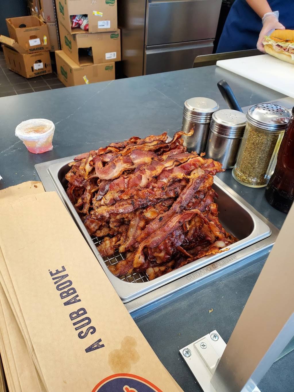 Jersey Mikes Subs | meal takeaway | 2618 Macarthur Towne Center Unit 4, Whitehall, PA 18052, USA | 6108391889 OR +1 610-839-1889