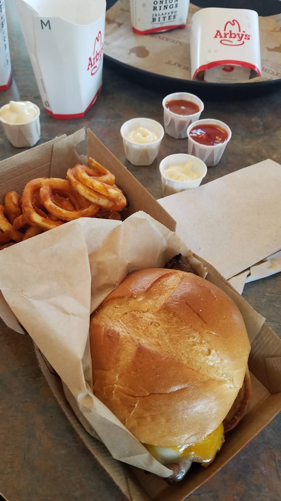 Arbys | restaurant | 275 N Arney Rd, Woodburn, OR 97071, USA | 5039824623 OR +1 503-982-4623