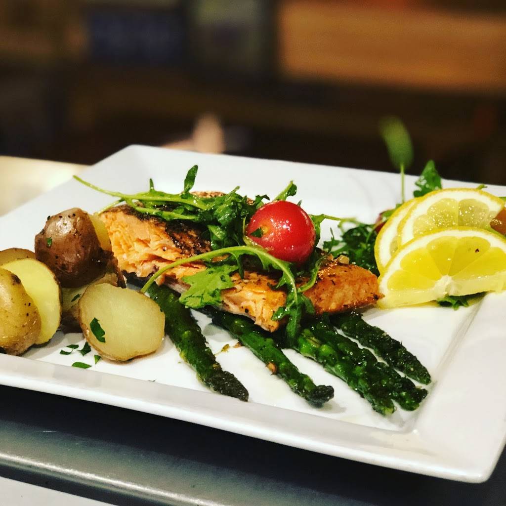 Greenwood Smokehouse BBQ | restaurant | 673 Danforth Ave, Toronto, ON M4J 1L3, Canada | 4164692270 OR +1 416-469-2270