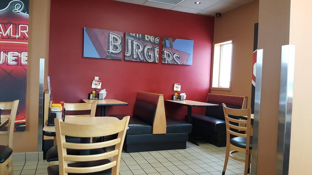 Dairy Queen Grill & Chill | restaurant | 960 N Main St, Bluffton, IN 46714, USA | 2608244404 OR +1 260-824-4404
