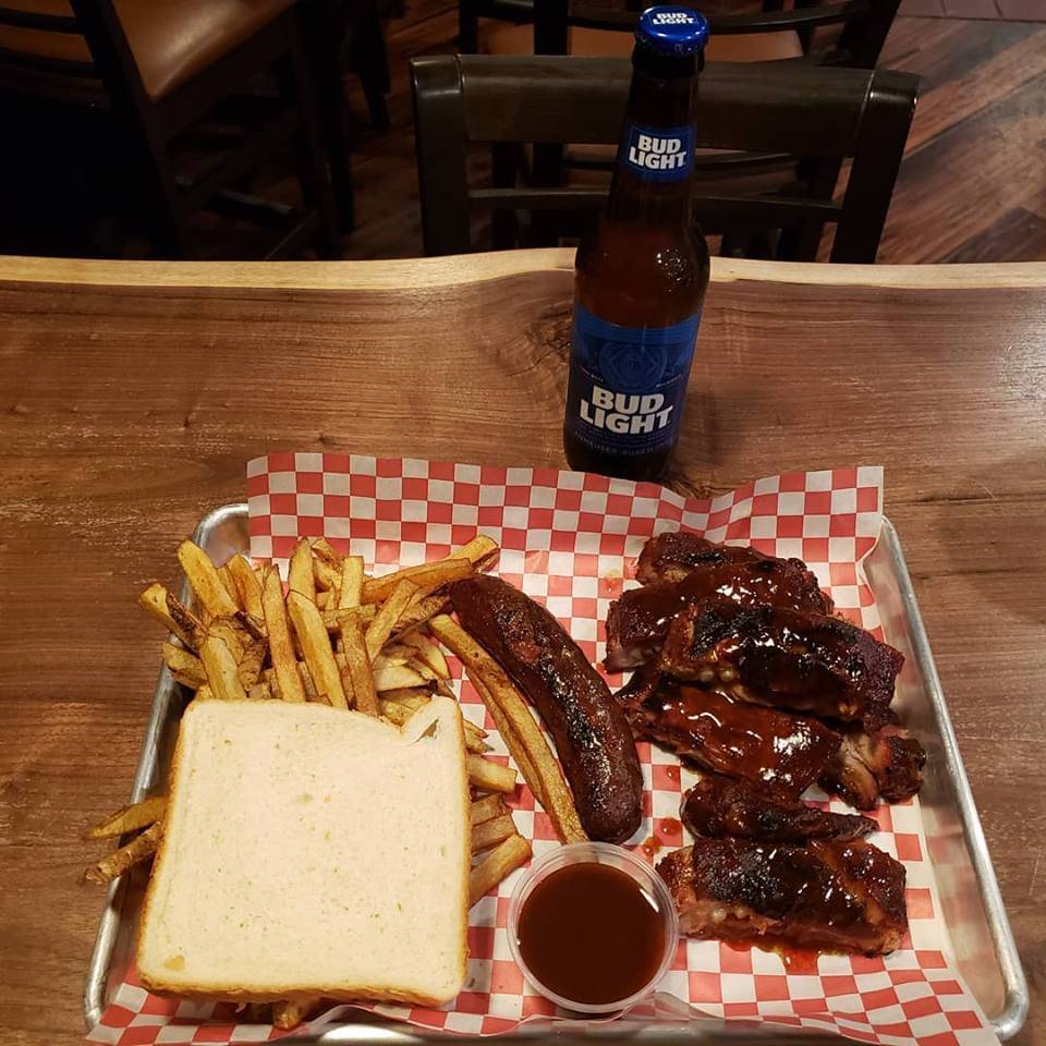 Beaners Mexican BBQ | restaurant | 12020 Maple Ave, Hebron, IL 60034, USA | 8156482555 OR +1 815-648-2555