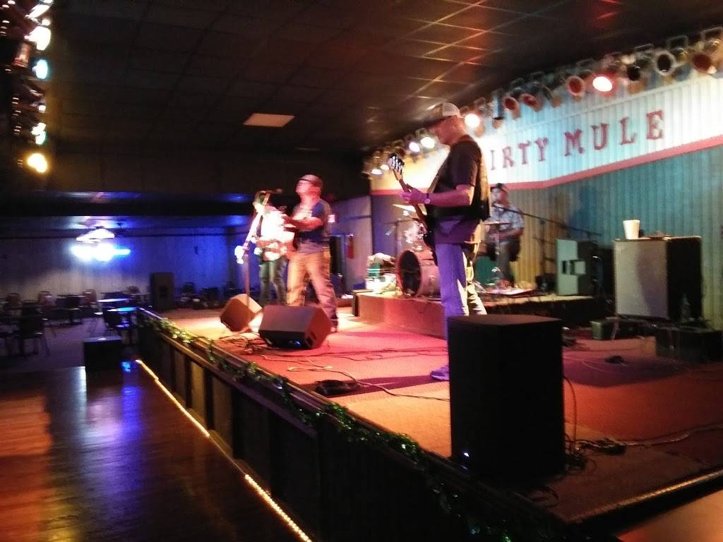 Dirty Mule | restaurant | 134 S, US-69, Pittsburg, KS 66762, USA | 6206702255 OR +1 620-670-2255
