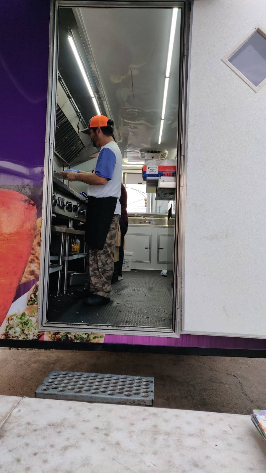 Los Tacos Famous Takeria | restaurant | 18323 Clay Rd, Houston, TX 77084, USA | 8328729184 OR +1 832-872-9184