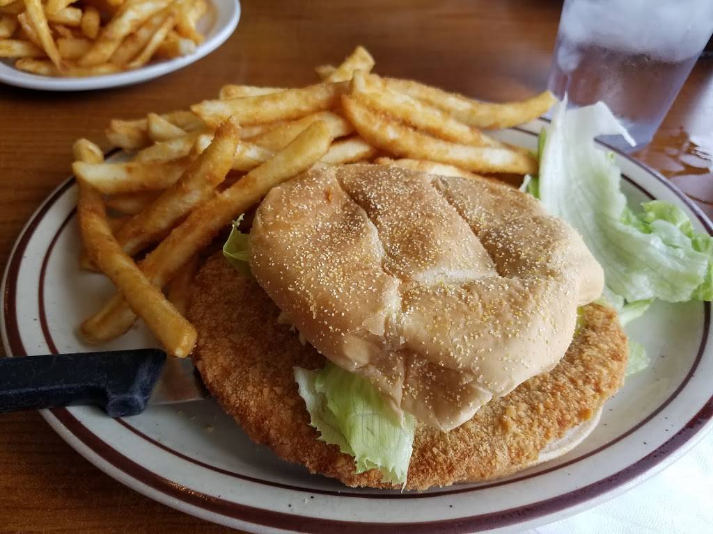 Sunset Family Restaurant | restaurant | 1202 W Main St, Manchester, IA 52057, USA | 5639271697 OR +1 563-927-1697