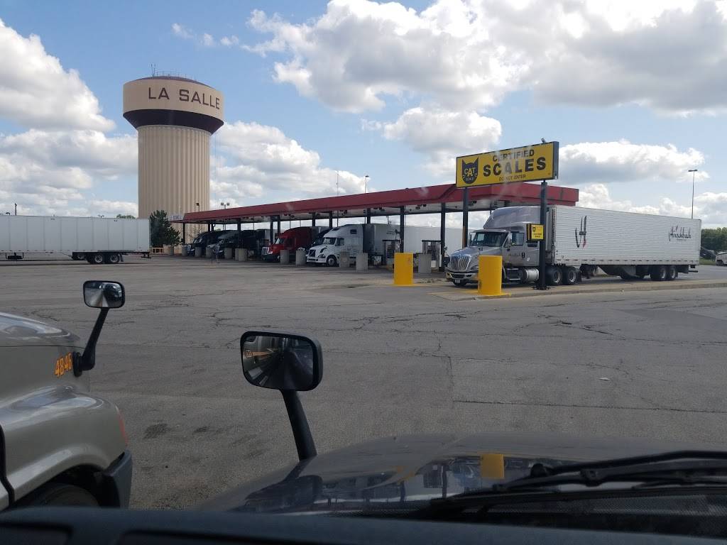 Flying J Travel Center | restaurant | 343 Civic Rd, Lasalle, IL 61301, USA | 8152200611 OR +1 815-220-0611