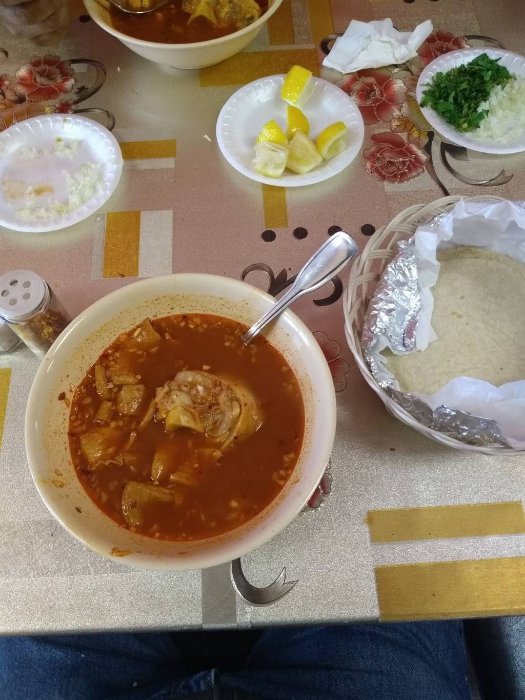 Tacos Goyo | restaurant | 647b W El Monte Way, Dinuba, CA 93618, USA | 5595965053 OR +1 559-596-5053