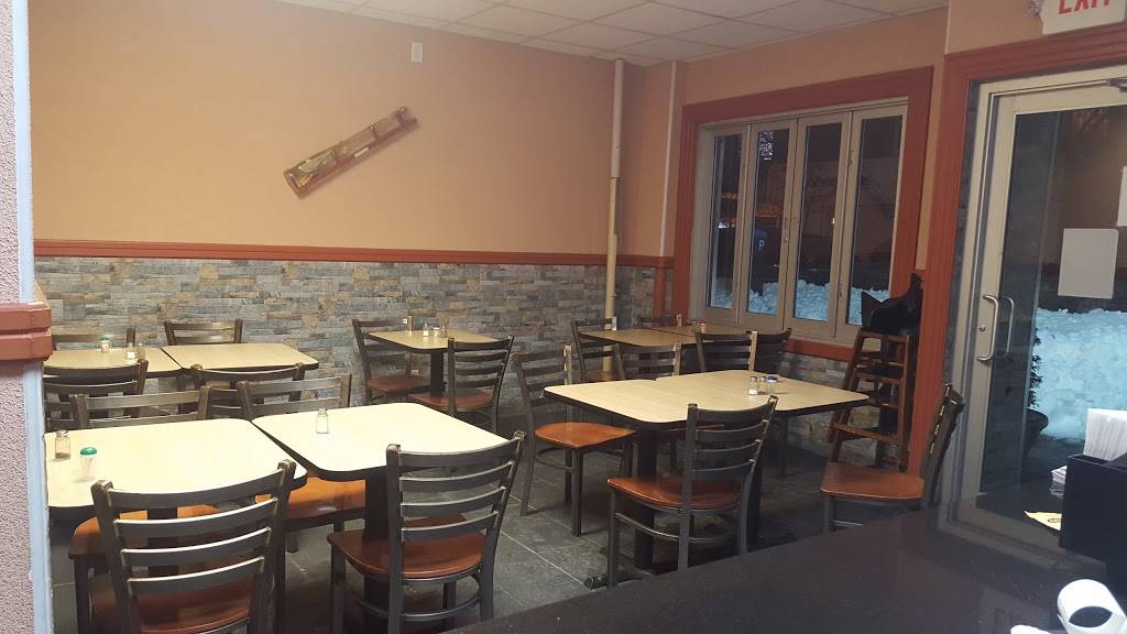 Adams Deli On The Corner | restaurant | 525 Kings Hwy, Brooklyn, NY 11223, USA | 7186451480 OR +1 718-645-1480