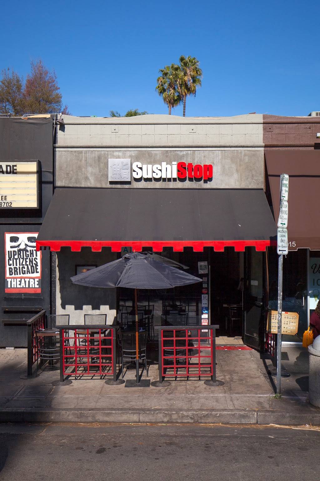 Sushi Stop Hollywood | restaurant | 5917 Franklin Ave, Los Angeles, CA 90068, USA | 3234682496 OR +1 323-468-2496