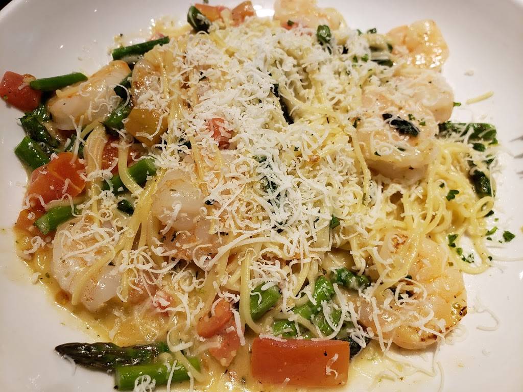 Olive Garden Italian Restaurant | meal takeaway | 72225 CA-111, Palm Desert, CA 92260, USA | 7607732776 OR +1 760-773-2776