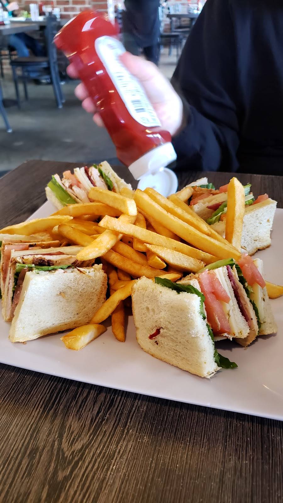 Crave Cafe | restaurant | 14504 Ventura Blvd, Sherman Oaks, CA 91403, USA | 8189907888 OR +1 818-990-7888