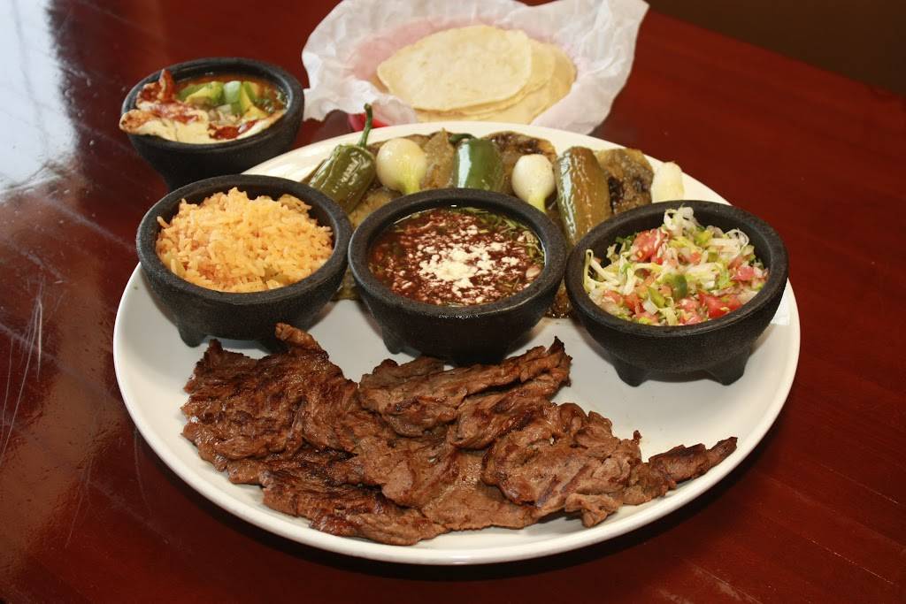 El Rey Del Pollo (King of the Chicken) | restaurant | 5111 Central Ave, Charlotte, NC 28205, USA | 7045353131 OR +1 704-535-3131