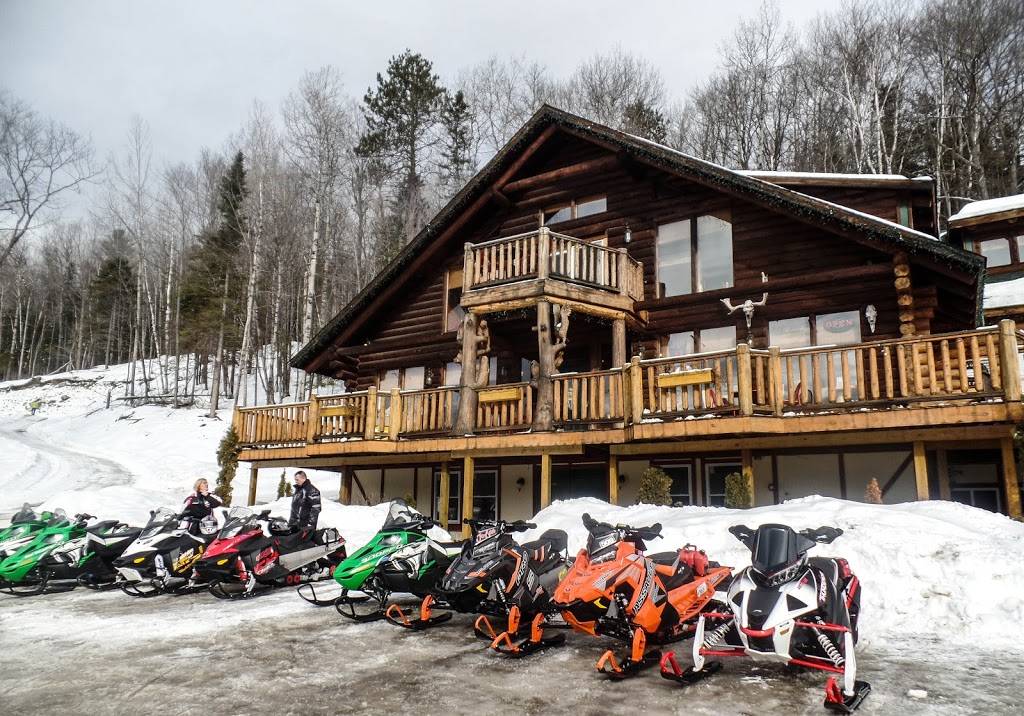 Hawks Nest Lodge | restaurant | 2989 US-201, West Forks, ME 04985, USA | 2076632020 OR +1 207-663-2020