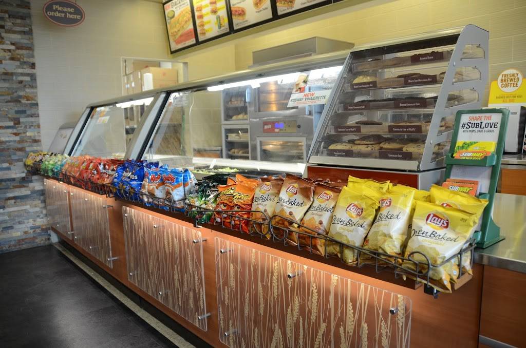 Subway Restaurants | restaurant | 780 Community Dr Suite 8, North Liberty, IA 52317, USA | 3196265800 OR +1 319-626-5800