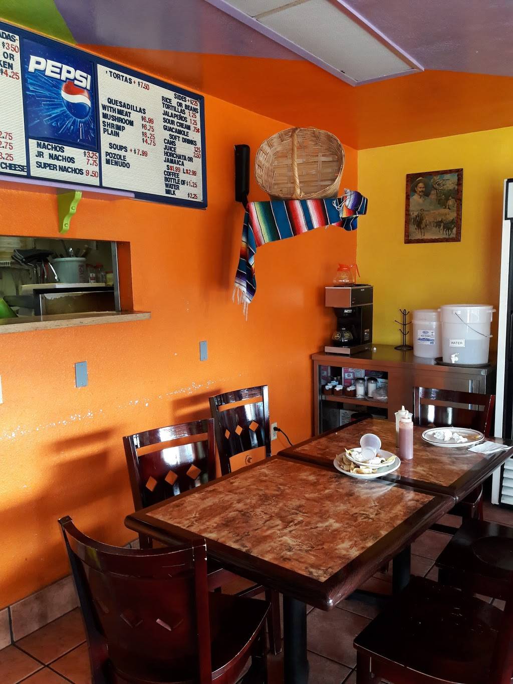 La Playa Taco Shop | restaurant | 3973 Mission Blvd, San Diego, CA 92109, USA | 8584887405 OR +1 858-488-7405