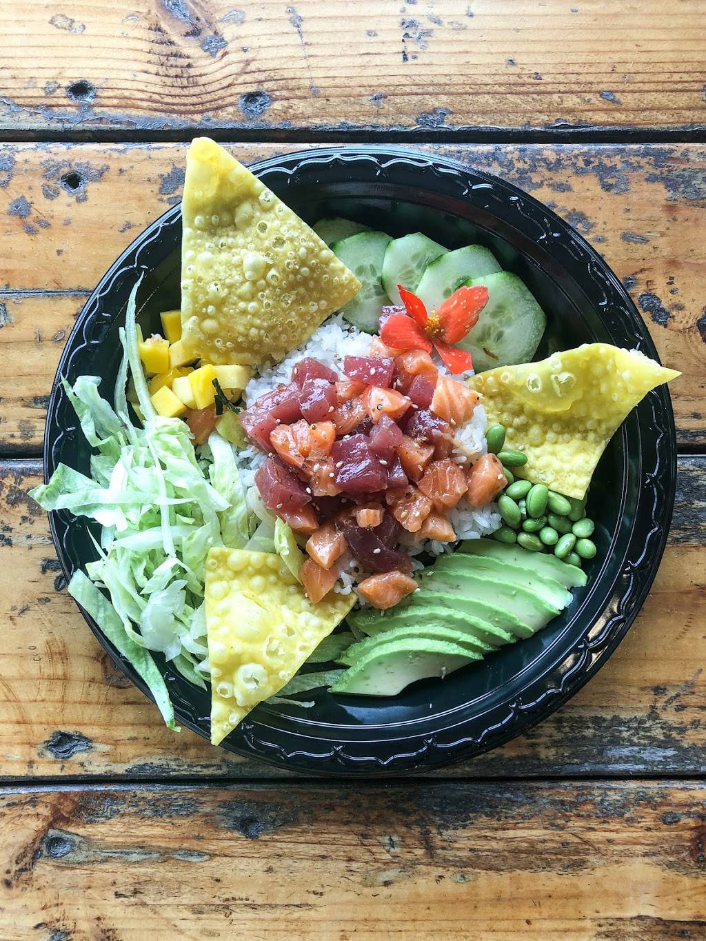 Street Food | restaurant | 58 S Erie Ave, Montauk, NY 11954, USA | 6312385555 OR +1 631-238-5555