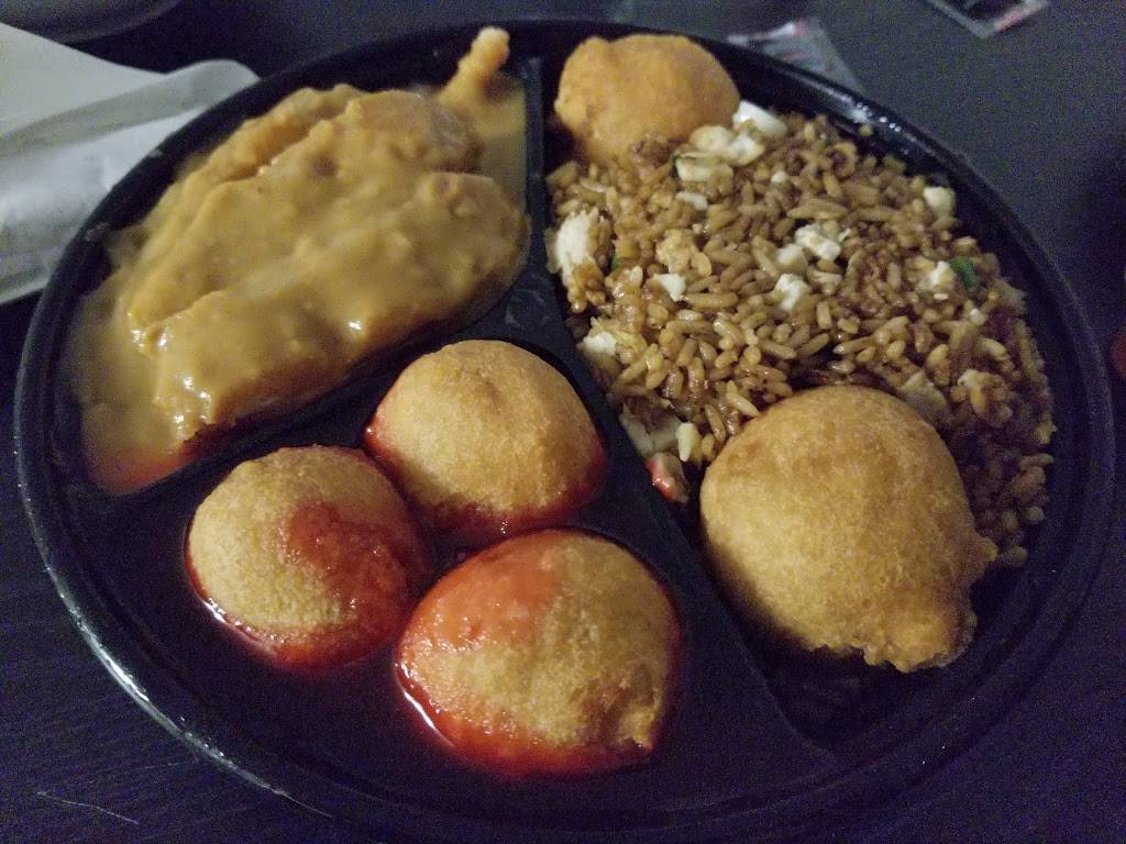 Lucky King Take Out | restaurant | 1134 Cadboro Rd, Gloucester, ON K1J 9K4, Canada | 6135649888 OR +1 613-564-9888