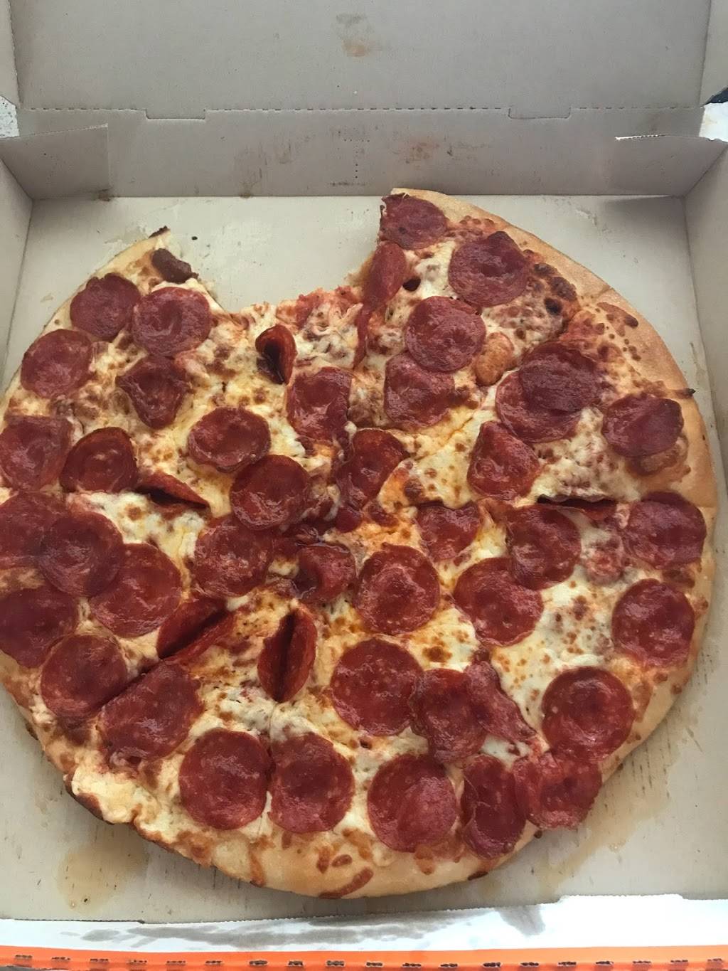 Little Caesars Pizza | meal takeaway | 49126 Pontiac Trail, Wixom, MI 48393, USA | 2486244000 OR +1 248-624-4000