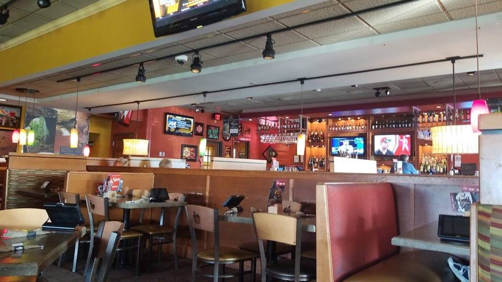 Applebees Grill + Bar | restaurant | 100 Max Wagner Dr, Glasgow, KY 42141, USA | 2706783325 OR +1 270-678-3325