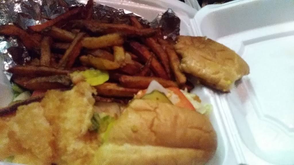 Jessie Maes Southern Creole Cuisine | restaurant | 3671 E Livingston Ave, Columbus, OH 43227, USA | 6142379818 OR +1 614-237-9818