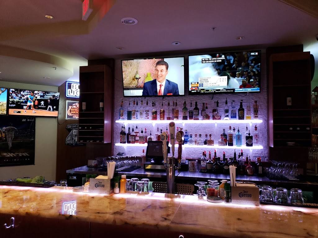 Villagewalk Bar & Grill | restaurant | 15301 Latitude Dr #500, Bonita Springs, FL 34135, USA | 2399083609 OR +1 239-908-3609