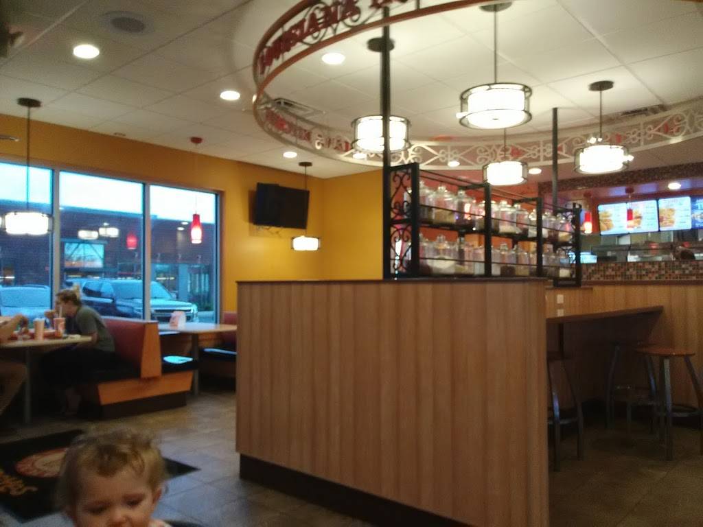 Popeyes Louisiana Kitchen | restaurant | 135 N Hermitage Rd, Hermitage, PA 16148, USA | 7243087690 OR +1 724-308-7690