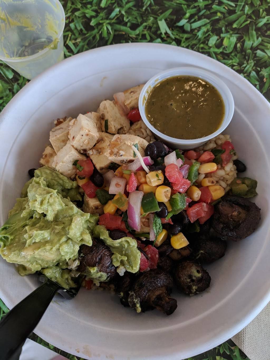 Fresh Kitchen | restaurant | 851 N. Alafaya Trail Q01, Orlando, FL 32828, USA | 4078662219 OR +1 407-866-2219