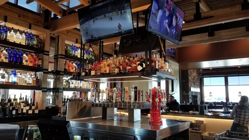 Lazy Dog Restaurant & Bar | restaurant | 14618 Delaware St, Westminster, CO 80023, USA | 7204595613 OR +1 720-459-5613