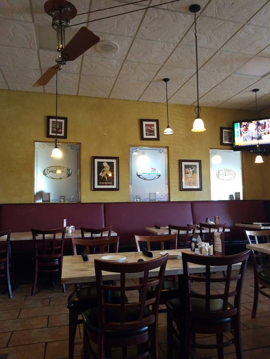 GOODFELLAS Brick Oven Pizza & Pasta Restaurant - McCordsville | restaurant | 9641 Olio Rd, McCordsville, IN 46055, USA | 3173366666 OR +1 317-336-6666