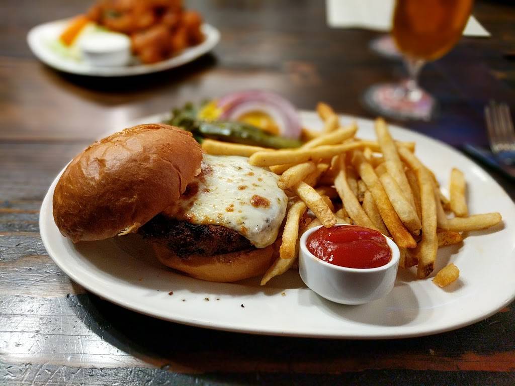 Peter B’s Brewpub | restaurant | 2 Portola Plaza, Monterey, CA 93940, USA | 8316492699 OR +1 831-649-2699