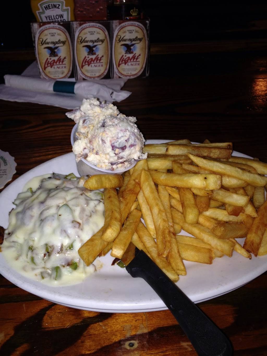McKs Tavern | restaurant | 218 S Beach St, Daytona Beach, FL 32114, USA | 3862383321 OR +1 386-238-3321
