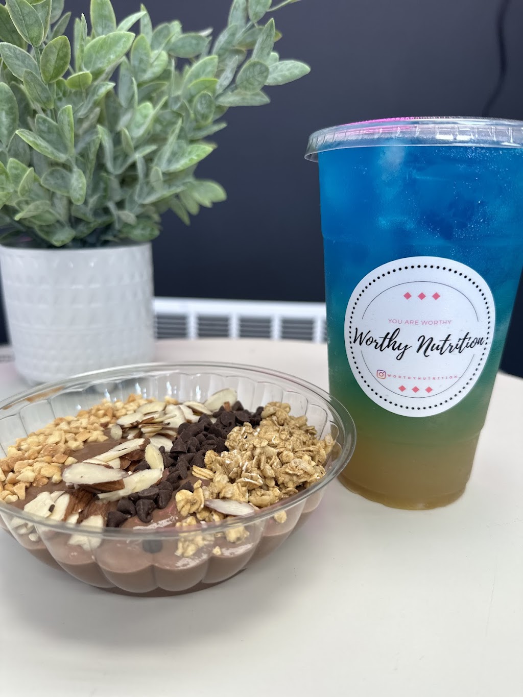 Worthy Nutrition | restaurant | 3743 Prairie Ave, Brookfield, IL 60513, USA | 7082555389 OR +1 708-255-5389