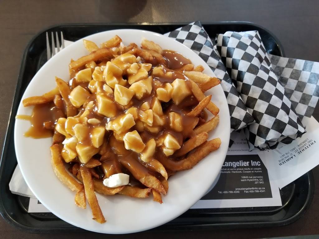 Le Laurier Restaurant/Crèmerie | restaurant | 1350 Boulevard Laurier E, Saint-Hyacinthe, QC J2T 1K3, Canada | 4507780411 OR +1 450-778-0411