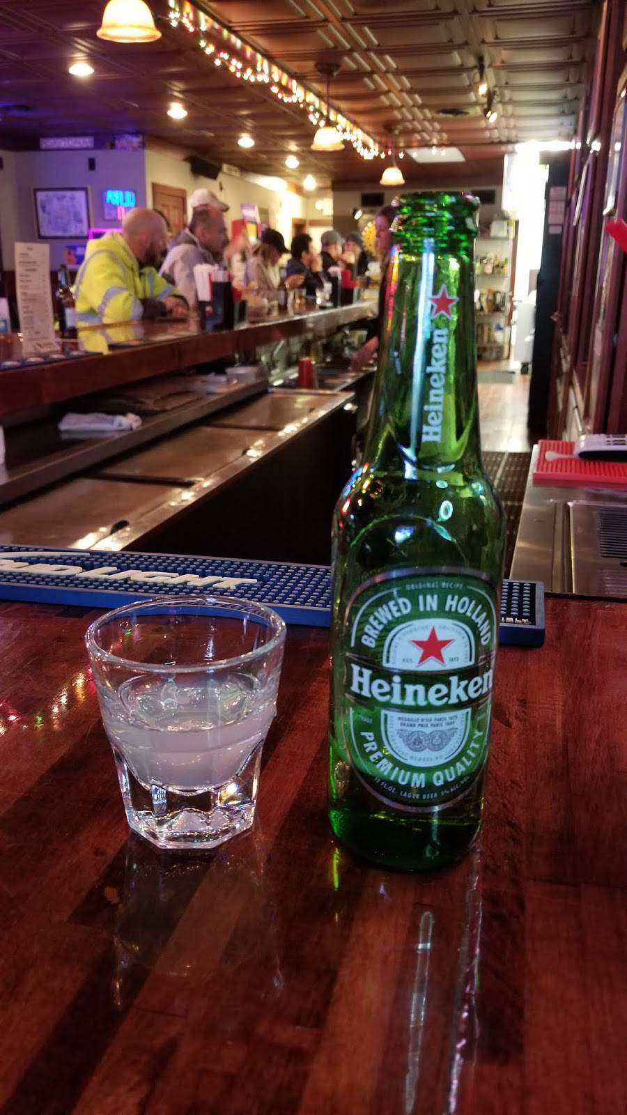 Billy Vs | restaurant | 161 Superior St, Rossford, OH 43460, USA | 4197202244 OR +1 419-720-2244