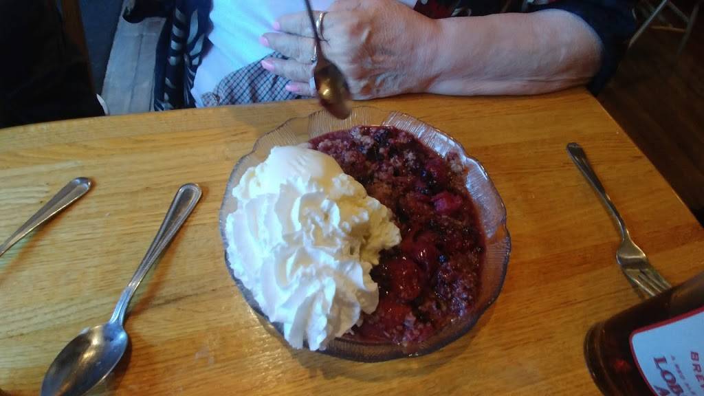 Darbys | restaurant | 155 High St, Belfast, ME 04915, USA | 2073382339 OR +1 207-338-2339