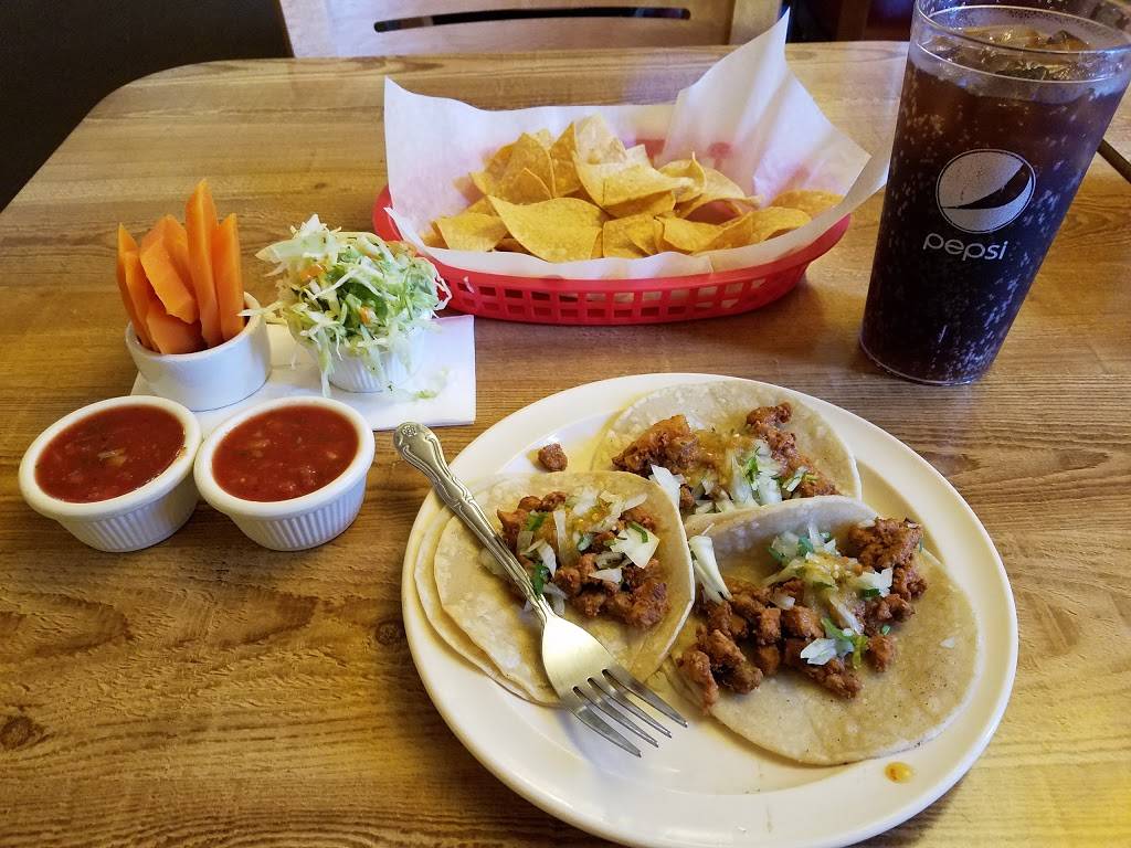Taqueria Los Cazadores | restaurant | 2805 Wheaton Way, Bremerton, WA 98310, USA | 3604793230 OR +1 360-479-3230