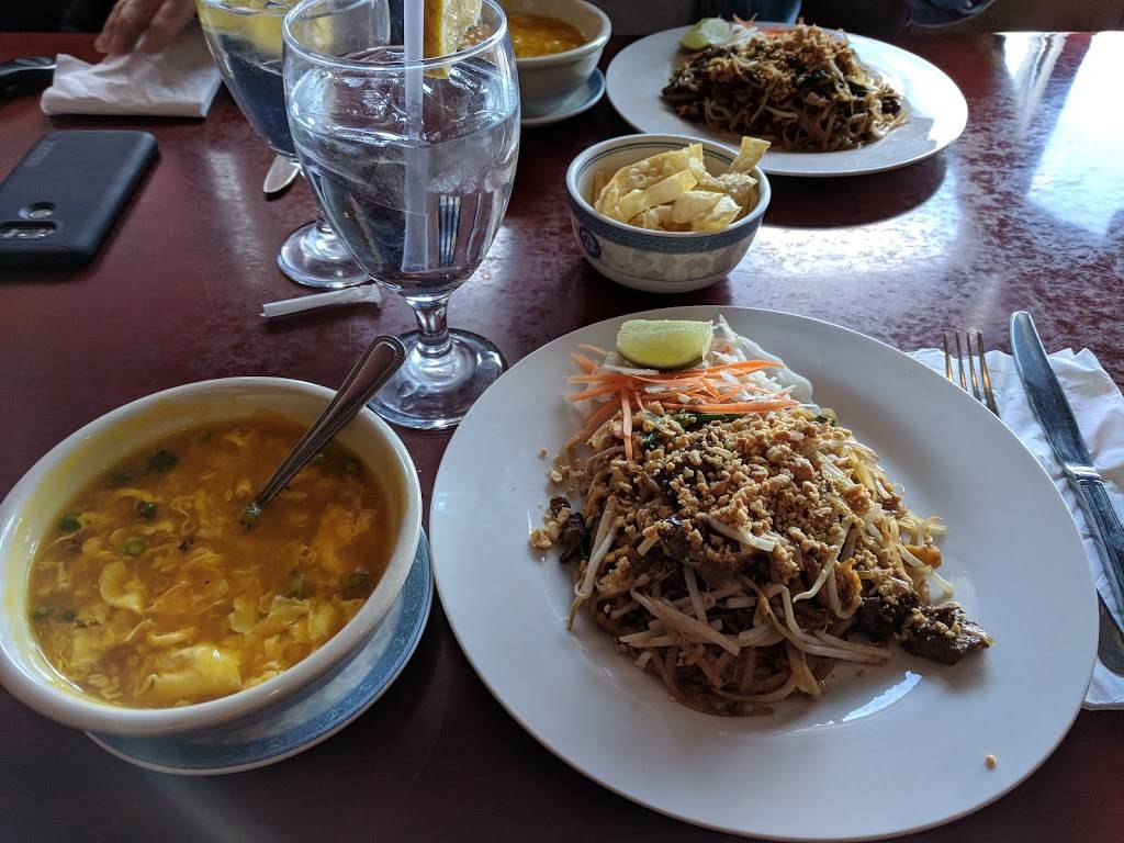 3 Ladies Thai Cuisine | restaurant | 1035 Vandercar Way #800, Florence, KY 41042, USA | 8595342719 OR +1 859-534-2719