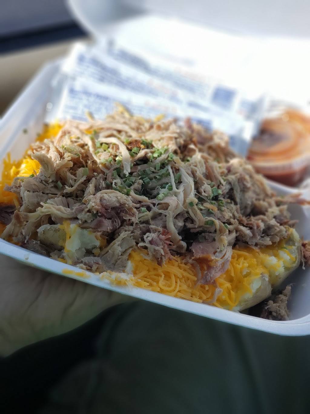 Flying Pig BBQ & Catering | restaurant | 229 Interstate Dr Ste. 102, Crossville, TN 38555, USA | 9312505060 OR +1 931-250-5060