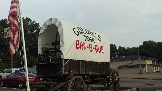 Goldies Trail Bar-B-Que | restaurant | 2430 S Frontage Rd, Vicksburg, MS 39180, USA | 6016369839 OR +1 601-636-9839