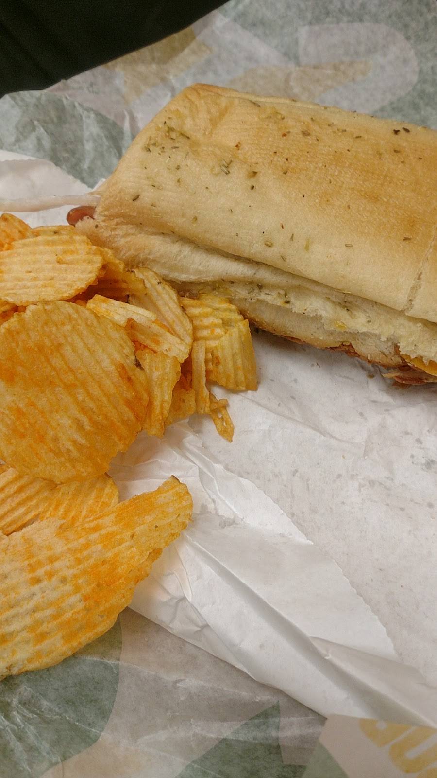 Subway | restaurant | 10731 KY-44 E, Mt Washington, KY 40047, USA | 5025388808 OR +1 502-538-8808