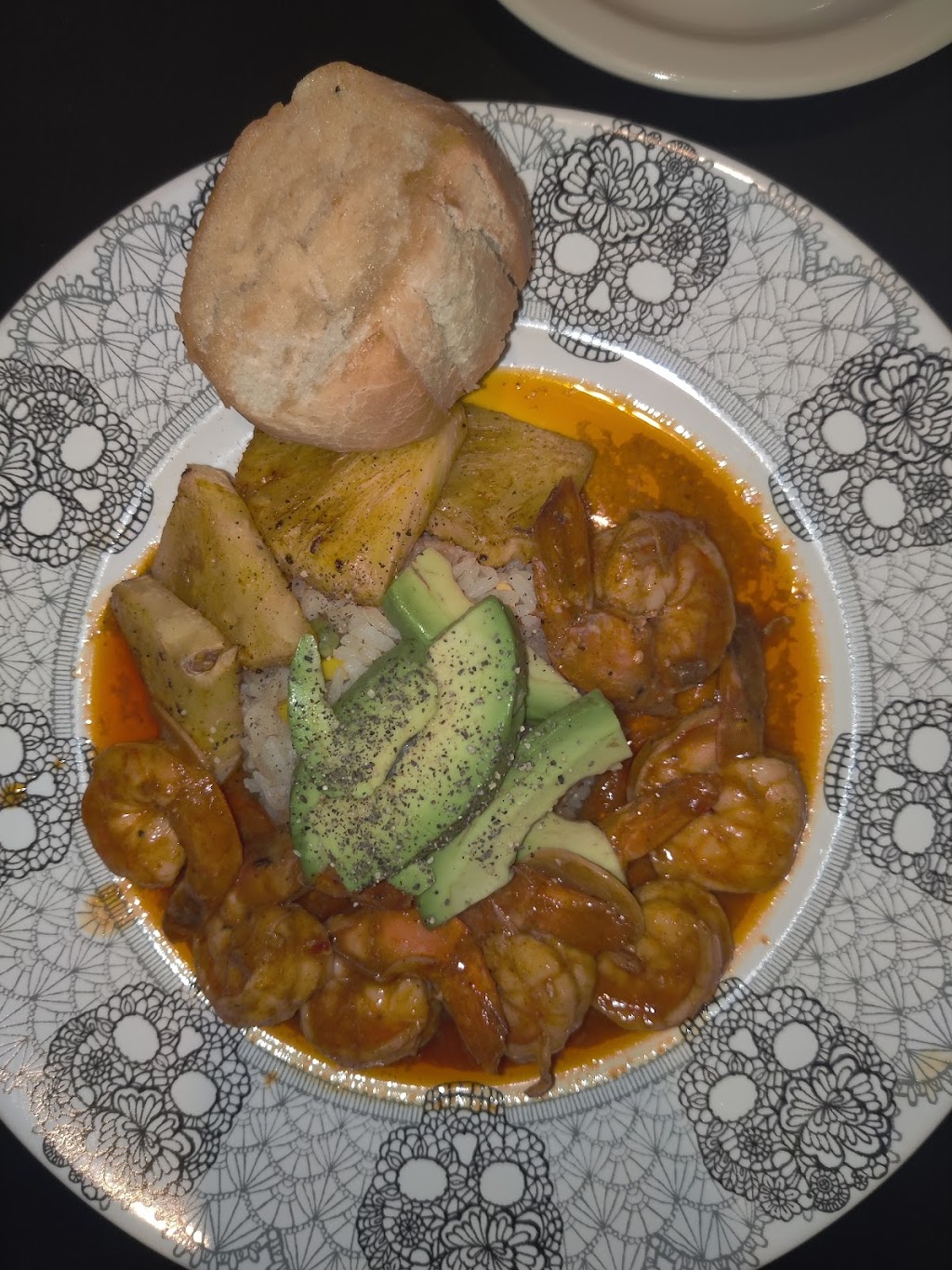 Hacienda Calavera | restaurant | 5503 W Cermak Rd, Cicero, IL 60804, USA | 3123156246 OR +1 312-315-6246