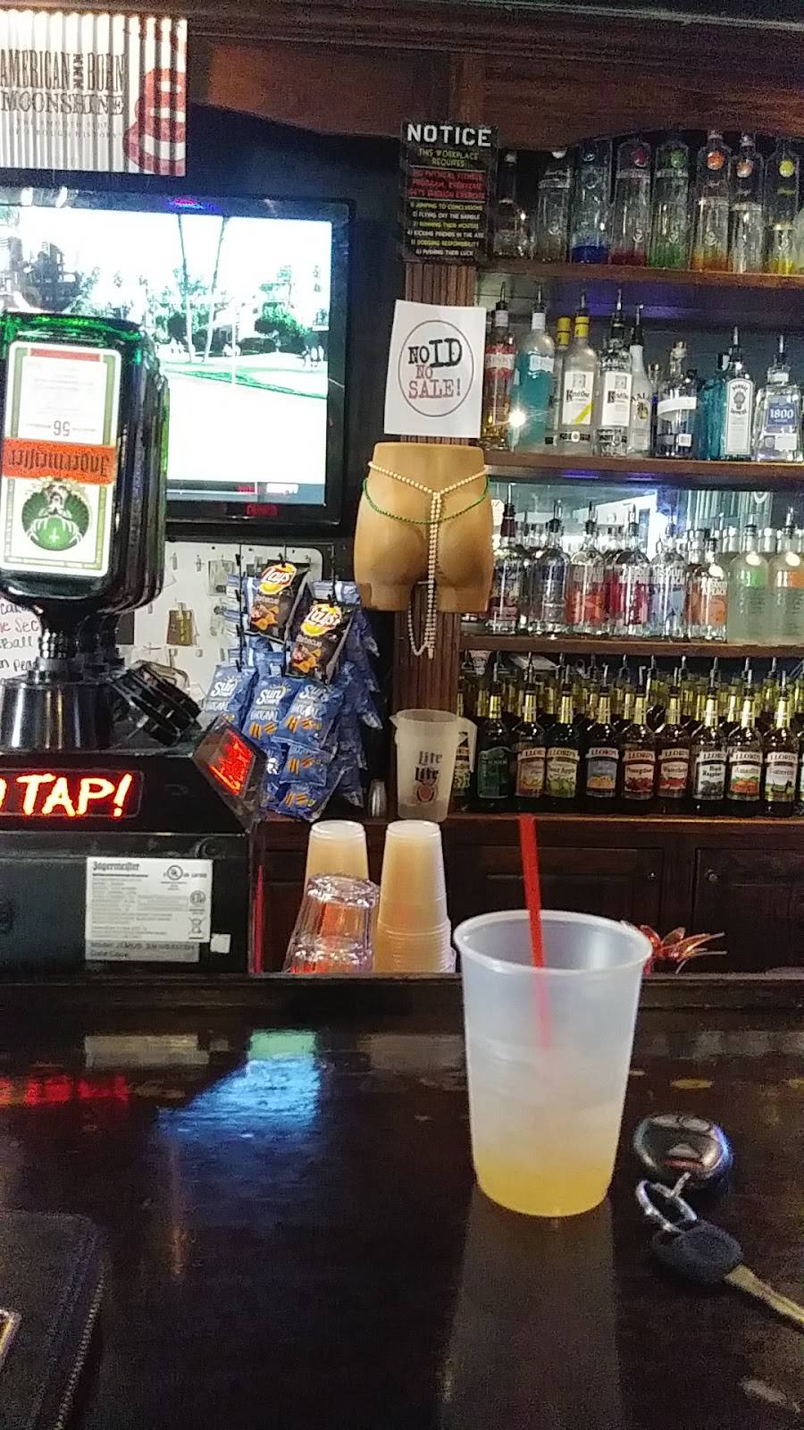 Southern Billiards and Burgers | restaurant | 200 Lanier Dr, Statesboro, GA 30458, USA | 9122259887 OR +1 912-225-9887